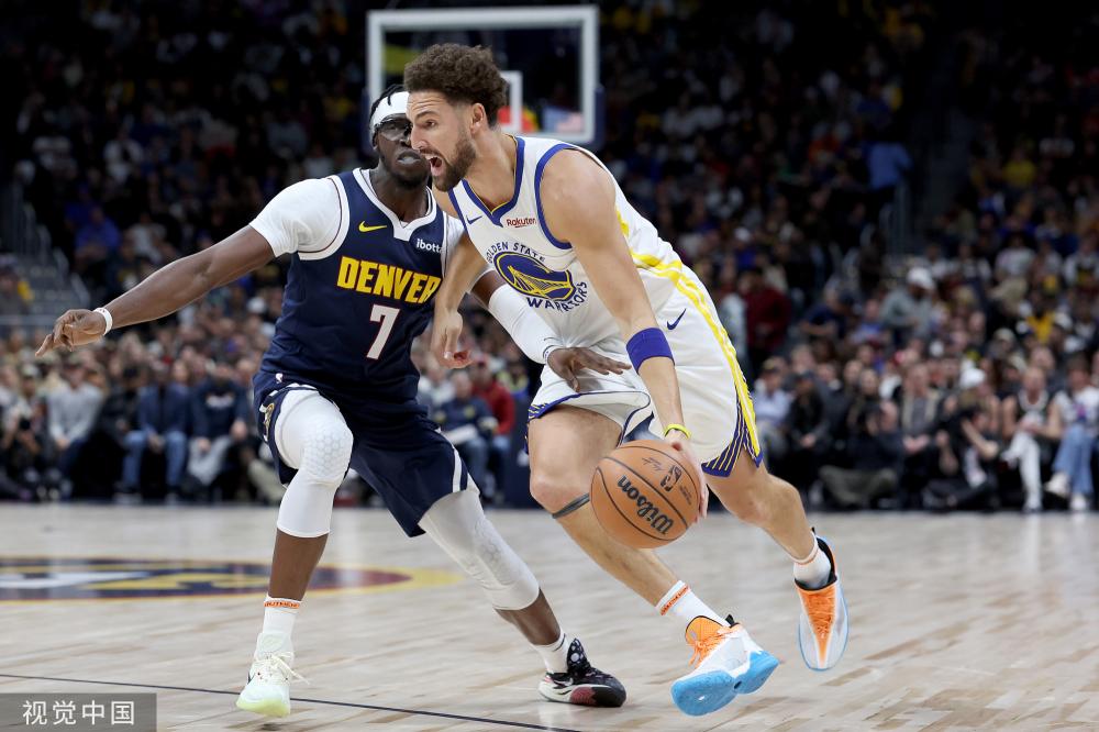 独扛起球队 独扛起球队