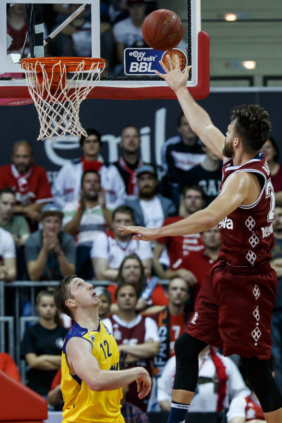 但在辽篮与 但在辽篮与