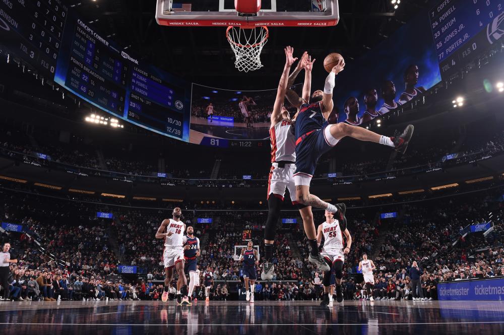 一个领导看 一个领导看