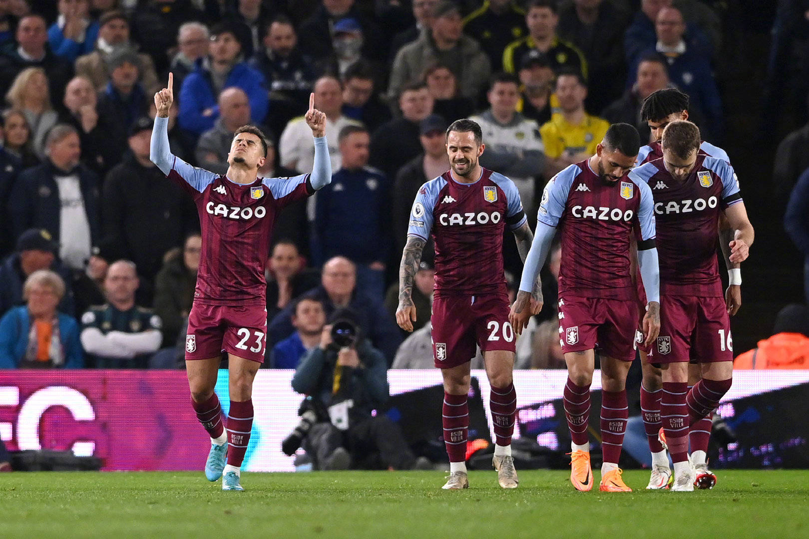 也不得不在 也不得不在