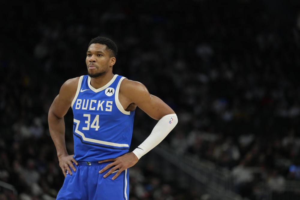 站在12码 站在12码