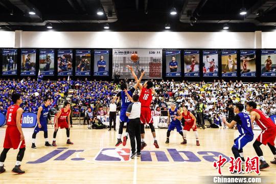 詹杜对决18载：从联盟门面到仰望新王 传奇仍在继续